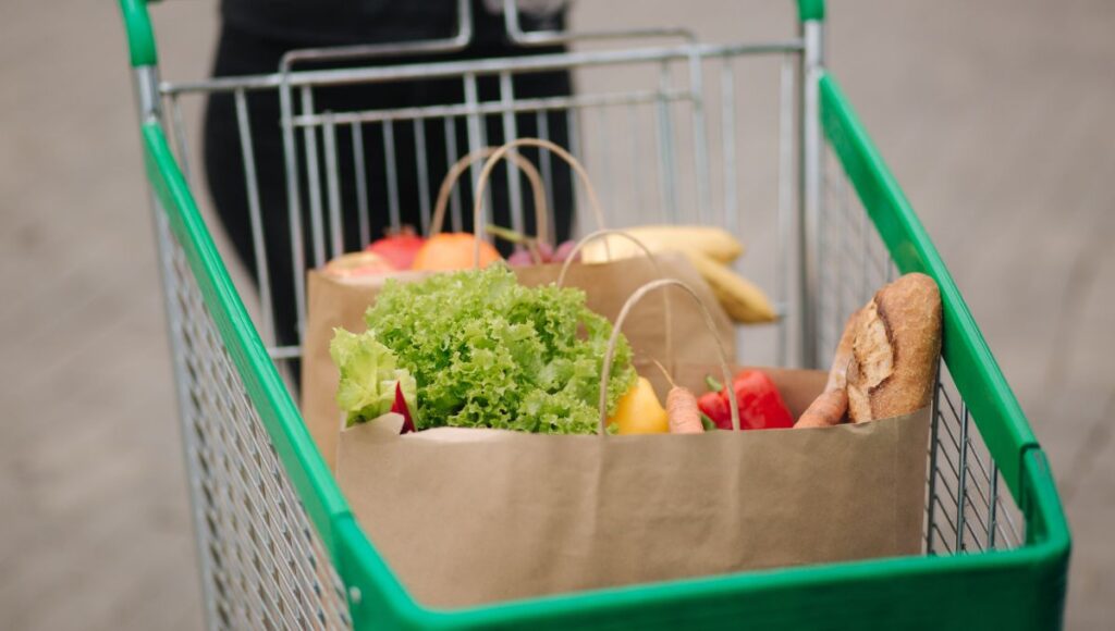 Los descuentos y beneficios en supermercados para los adultos mayores de la Pensión Bienestar