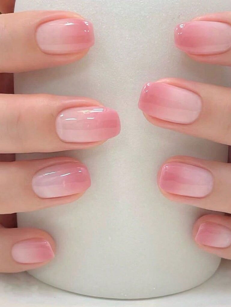 uñas cortitas rosas