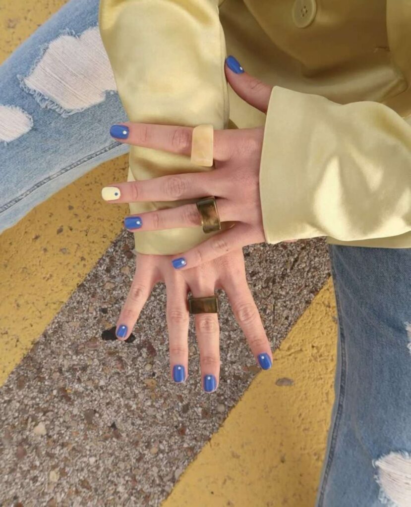 Qué colores usar en las uñas