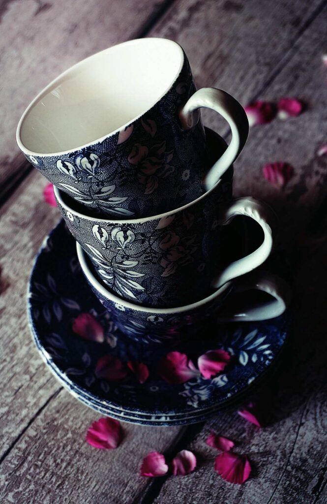 cómo guardar las tazas en el hogar