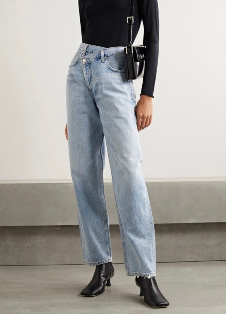 Cómo llevar jeans cruzados