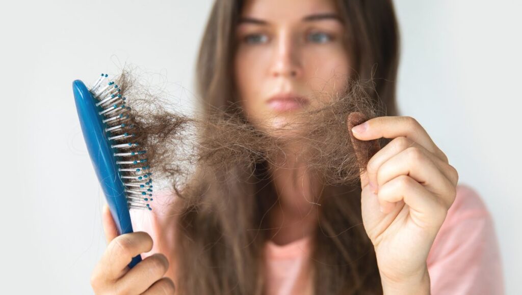 Significado de los sueños caída de cabello
