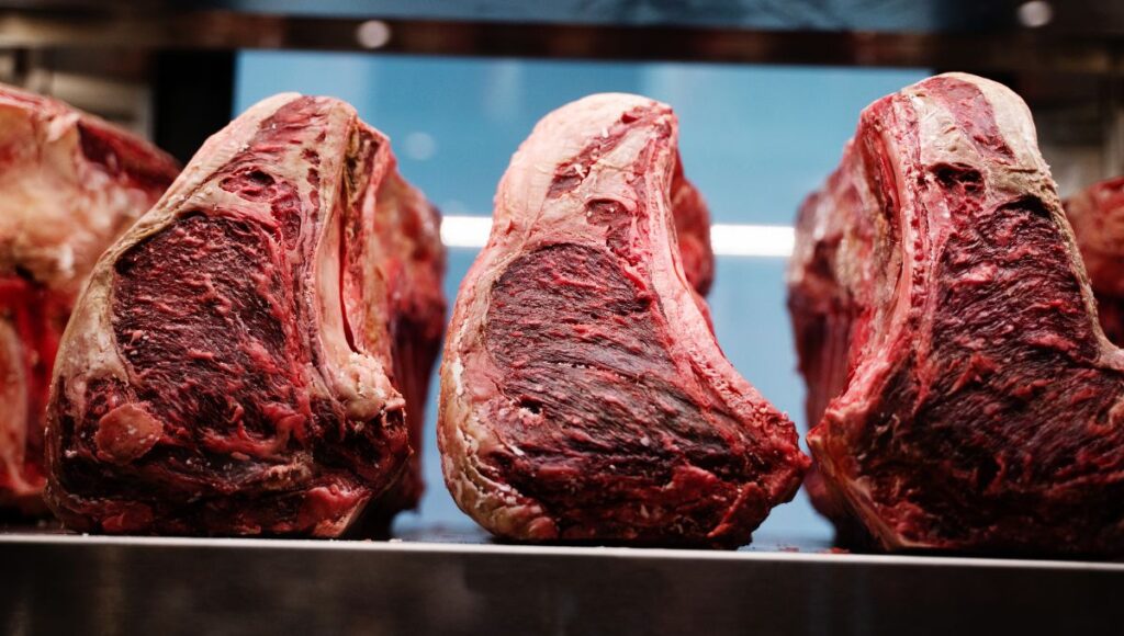 Las razones por las que comer carne roja aumenta el riesgo de tener cáncer