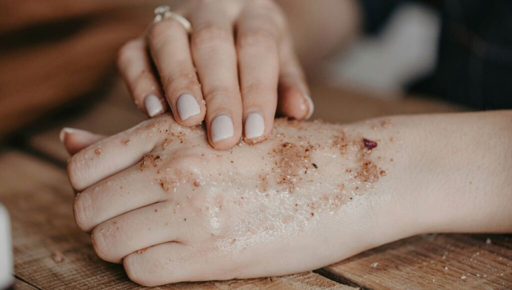 El mejor exfoliante de café y azúcar para el cuidado del cabello