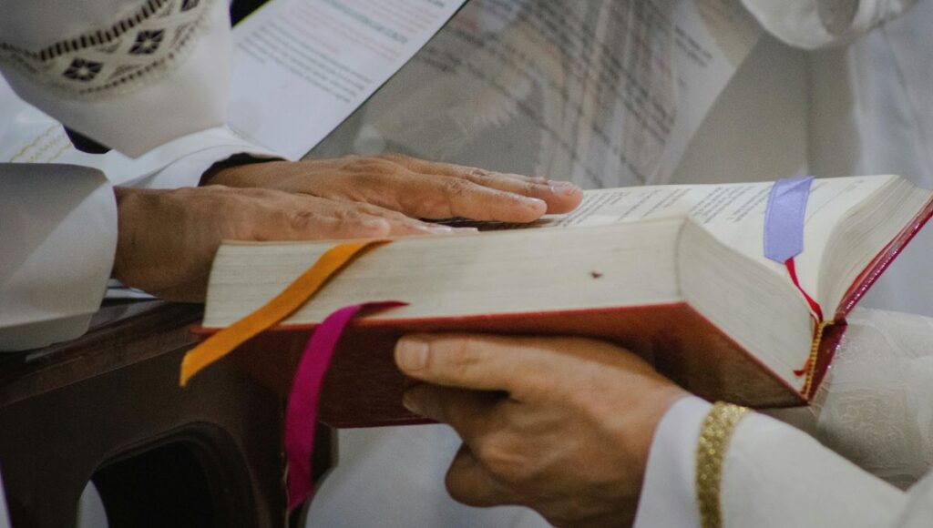 El Evangelio, las lecturas y el salmo de hoy miércoles 18 de junio de 2025