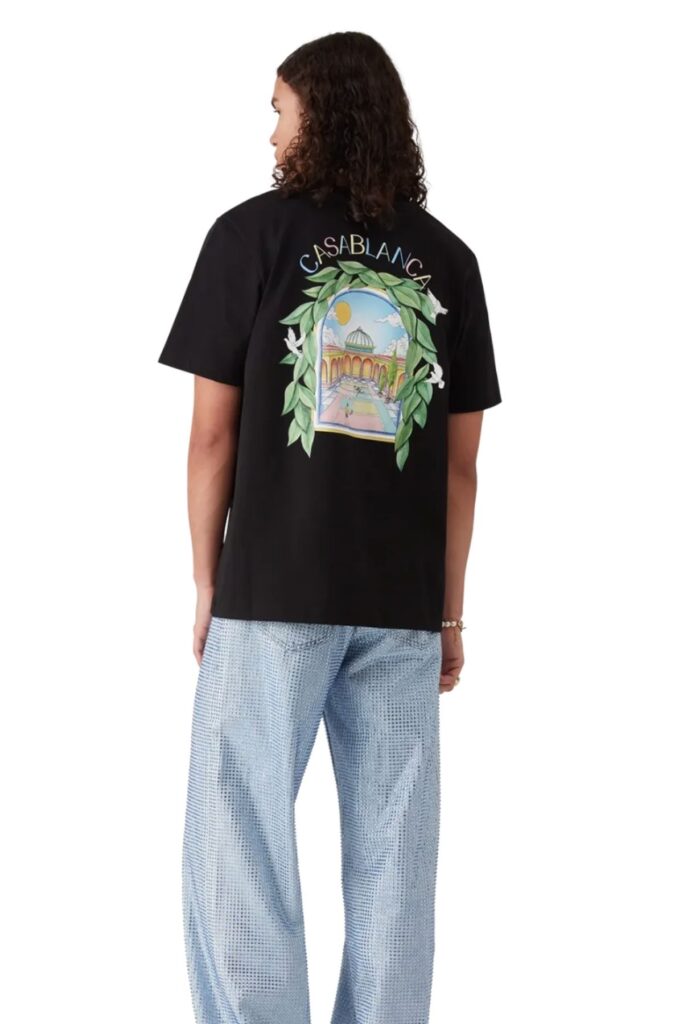 como usar una playera estampada