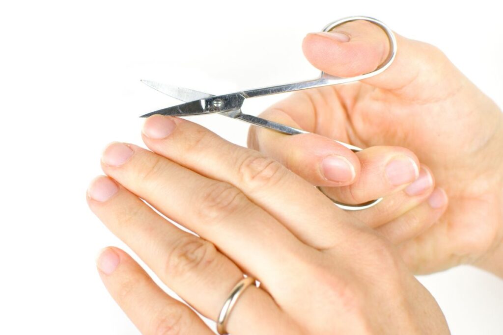 Beneficios de llevar las uñas cortas.