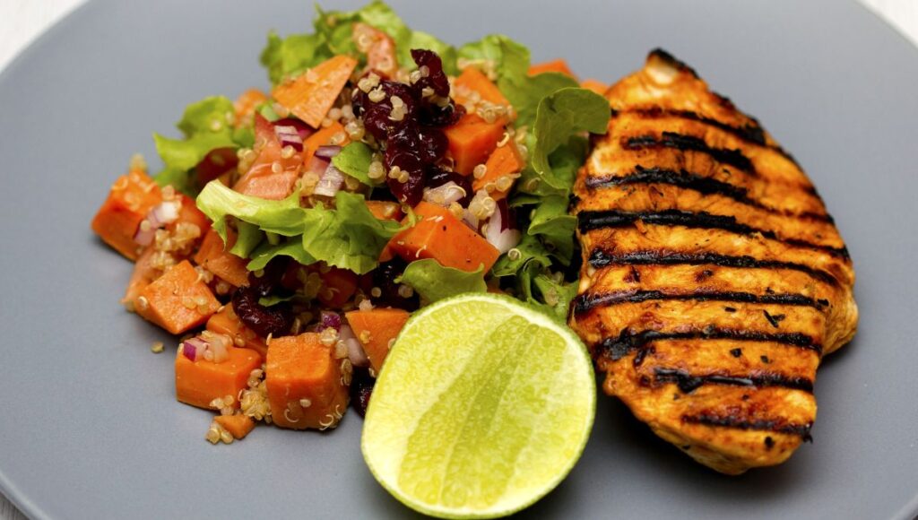 ¿La pechuga es la parte más saludable del pollo?