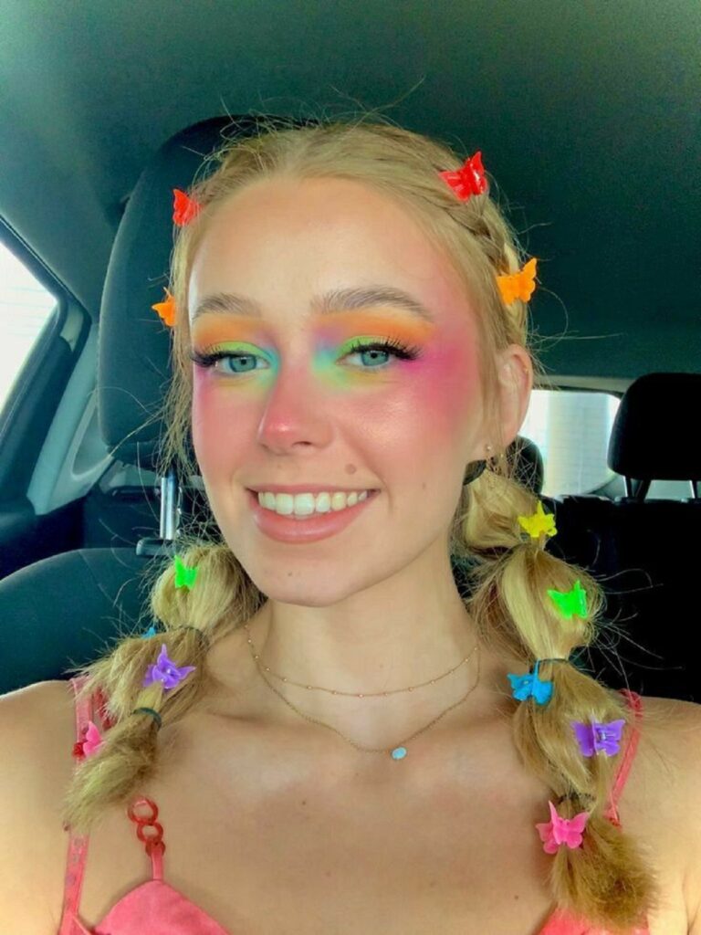peinados para el Pride 2025 trenzas globo