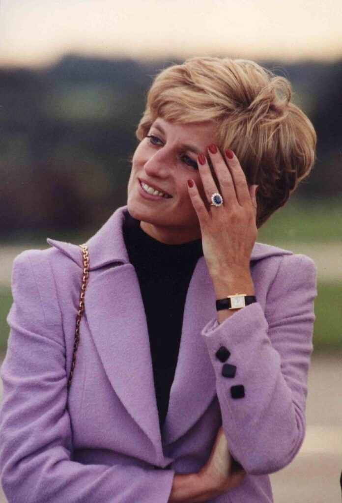uñas rojas de Lady Di