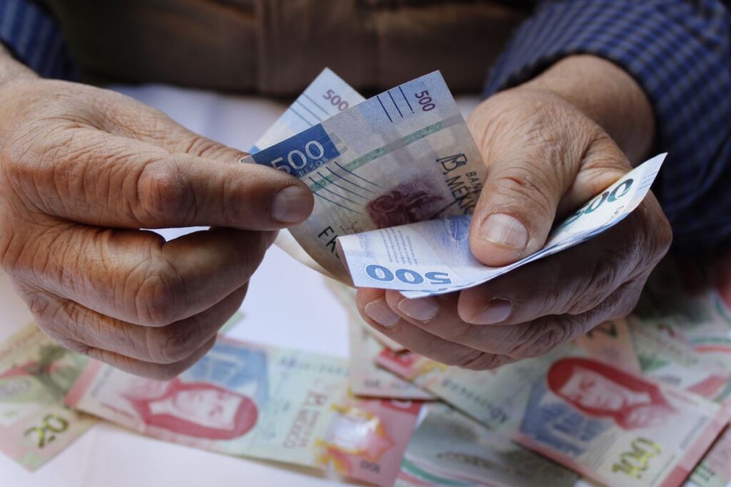 como cobrar mi pension bienestar