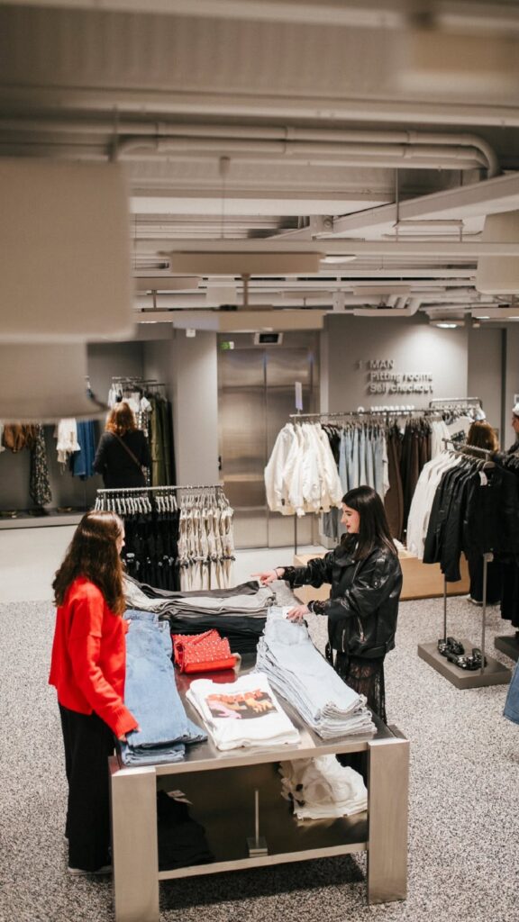 Rebajas de verano 2025 marcas Zara, Pull&Bear, Bershka, Stradivarius