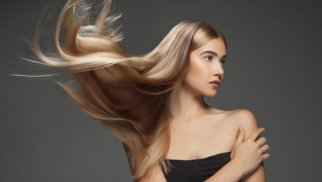 Mejores tonos de tinte de cabello para ocultar canas