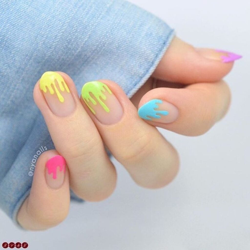 Uñas coloridas fáciles