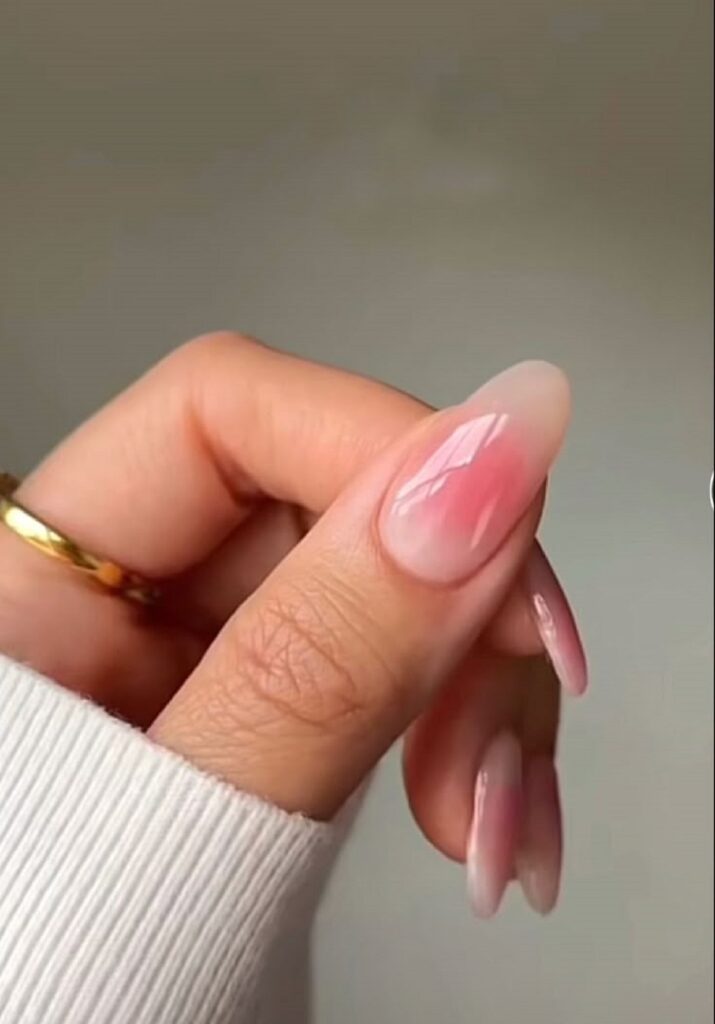 Diseños de uñas coreanas blush nails