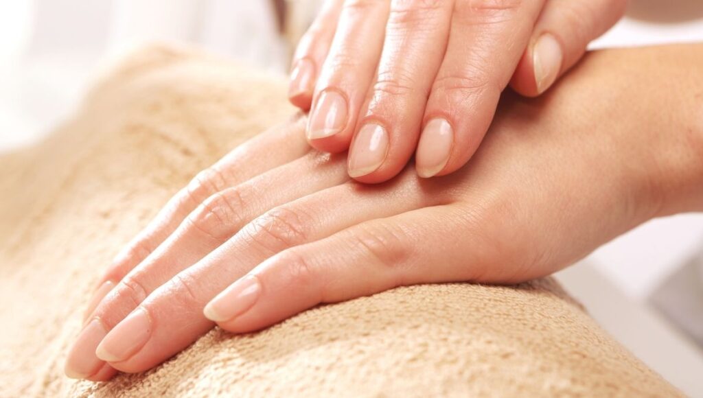 ¿Cuáles son los mejores aceites para las uñas?