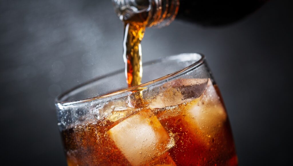 Los peligros de las bebidas dietéticas.