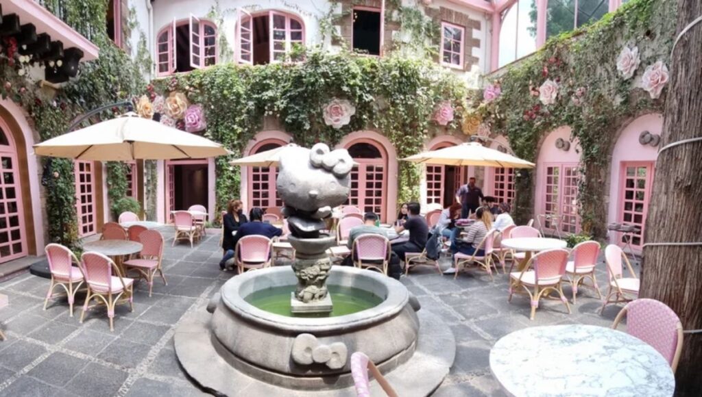 Dónde está la cafetería de Hello Kitty