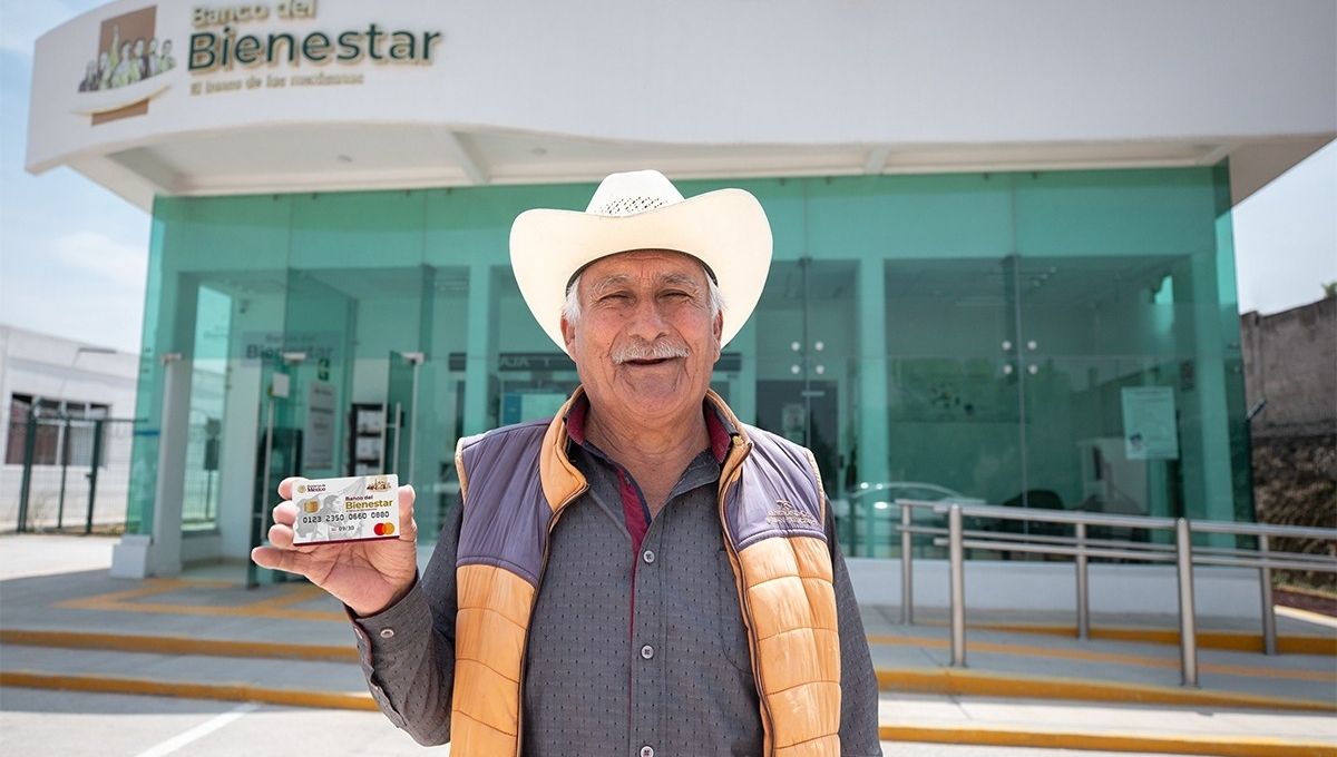 Pensión Bienestar niega depósito de 5 mil pesos