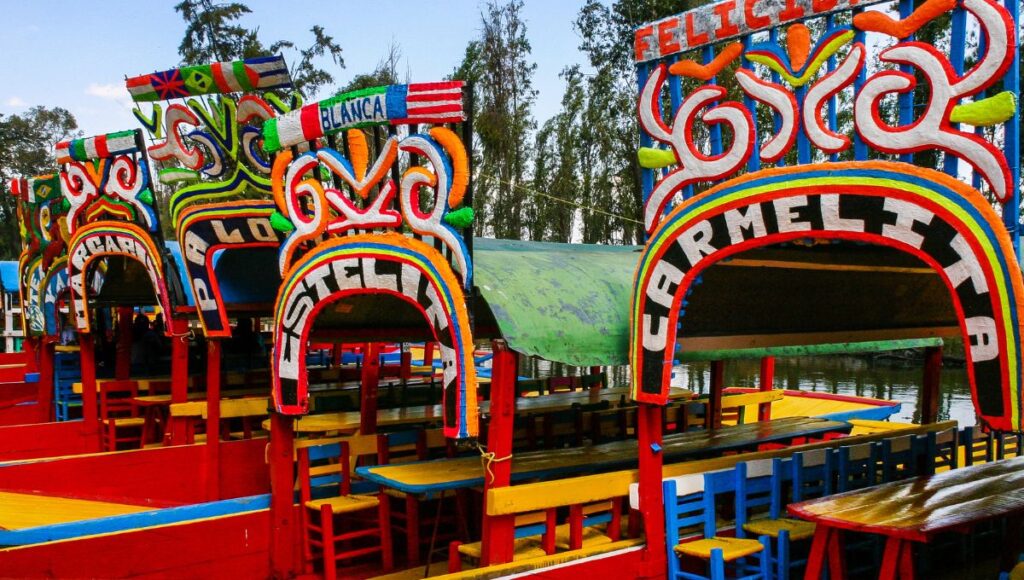 cuanto cuesta rentar una trajinera en xochimilco
