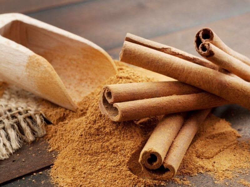 Cómo hacer un tinte de canela