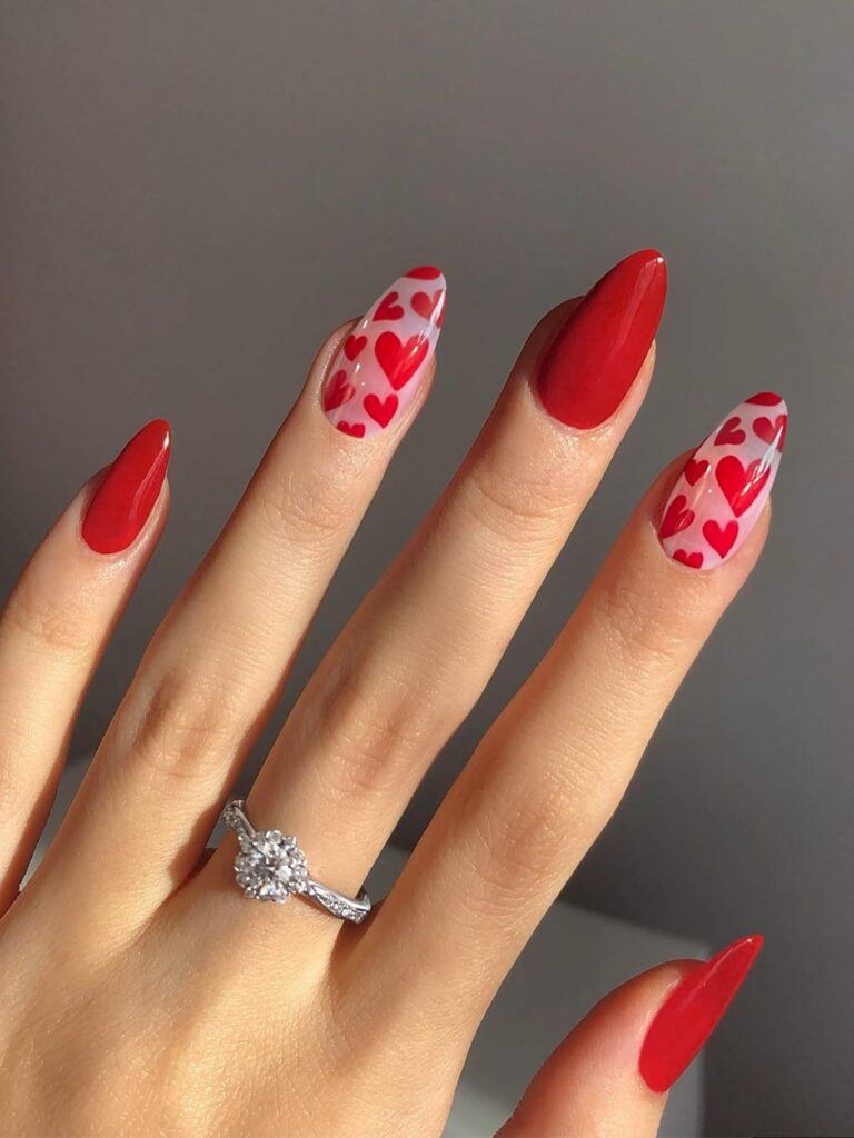 Diseños de uñas rojas cereza para San Valentín