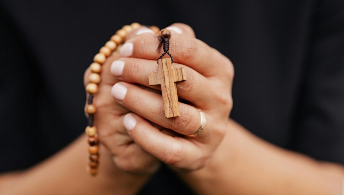 Laudes de hoy, viernes 27 de febrero oración completa