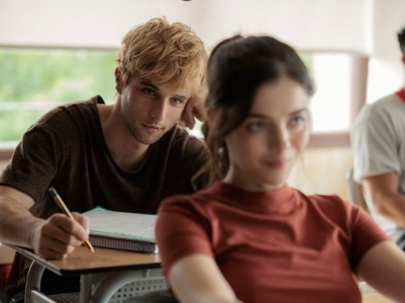 Luke Howland en Boulevard