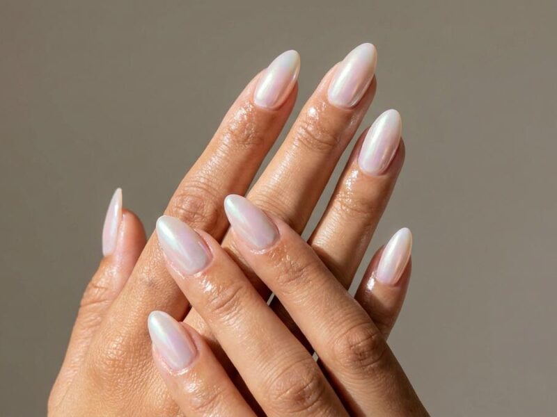 3 Diseños de Uñas Glazed Donut en Pastel para el Fin de Semana