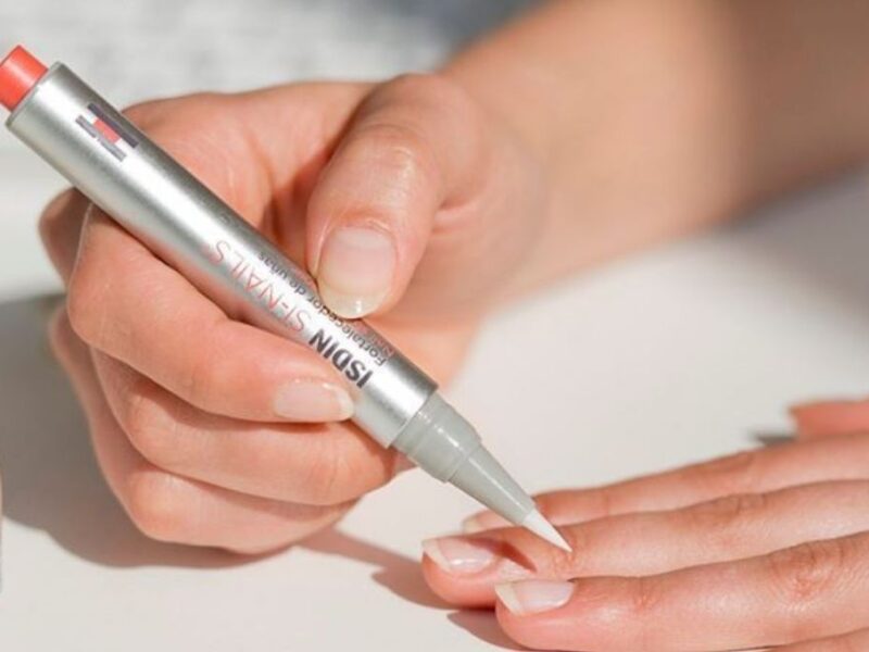 Cómo usar el fortalecedor de uñas Isdin correctamente